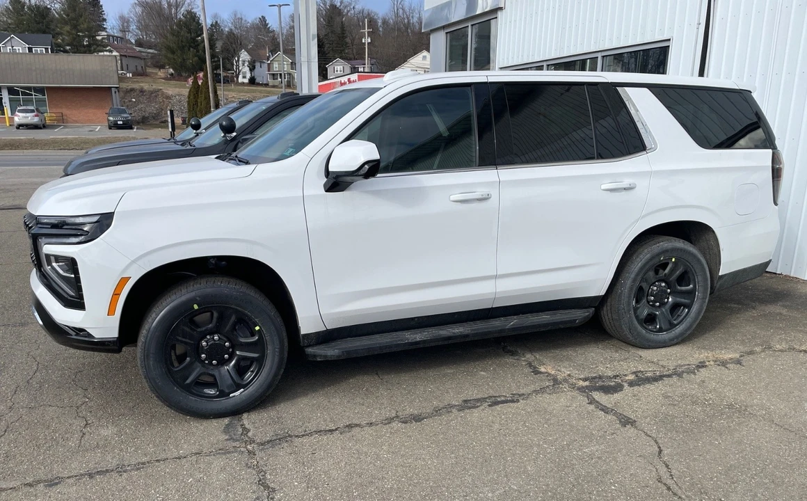 2026 Chevrolet Tahoe 5th Gen - Image 6 of 9