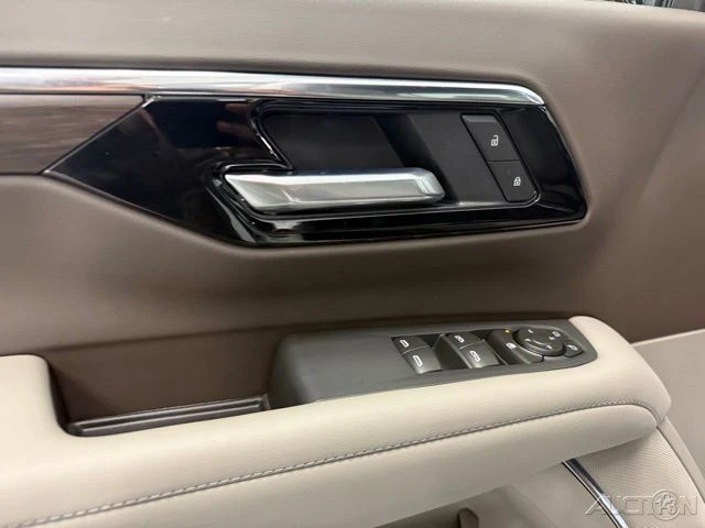 2026 Chevrolet Tahoe 5th Gen - Image 13 of 21