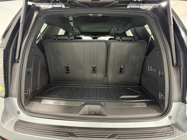 2026 Chevrolet Tahoe 5th Gen - Image 8 of 12