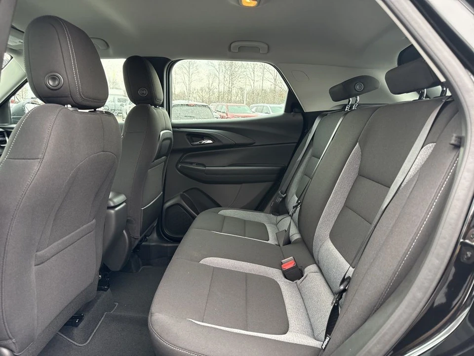 2026 Chevrolet Trailblazer - Image 10 of 12