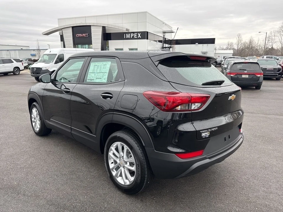 2026 Chevrolet Trailblazer - Image 3 of 12