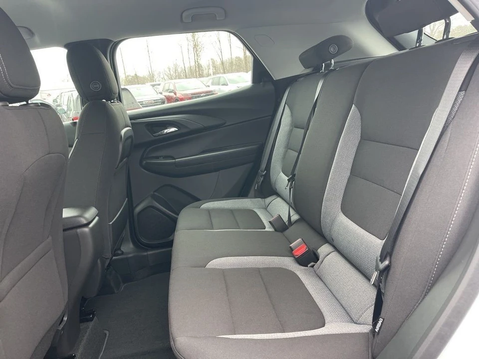 2026 Chevrolet Trailblazer - Image 10 of 12