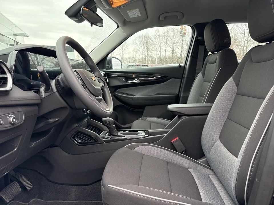 2026 Chevrolet Trailblazer - Image 9 of 12