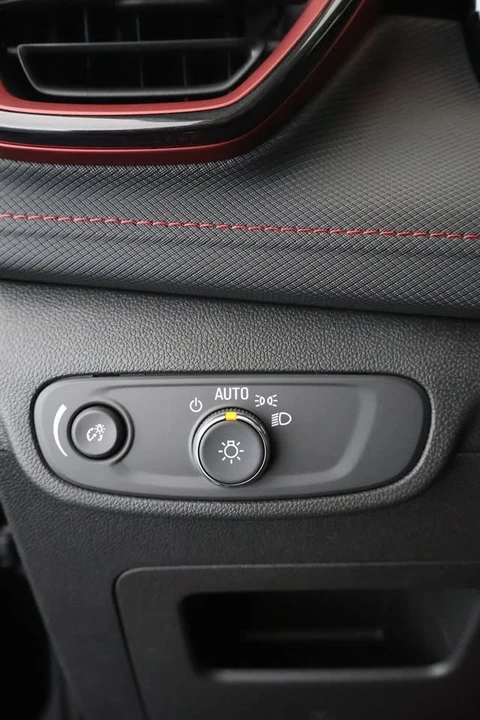 2026 Chevrolet Trailblazer - Image 16 of 20