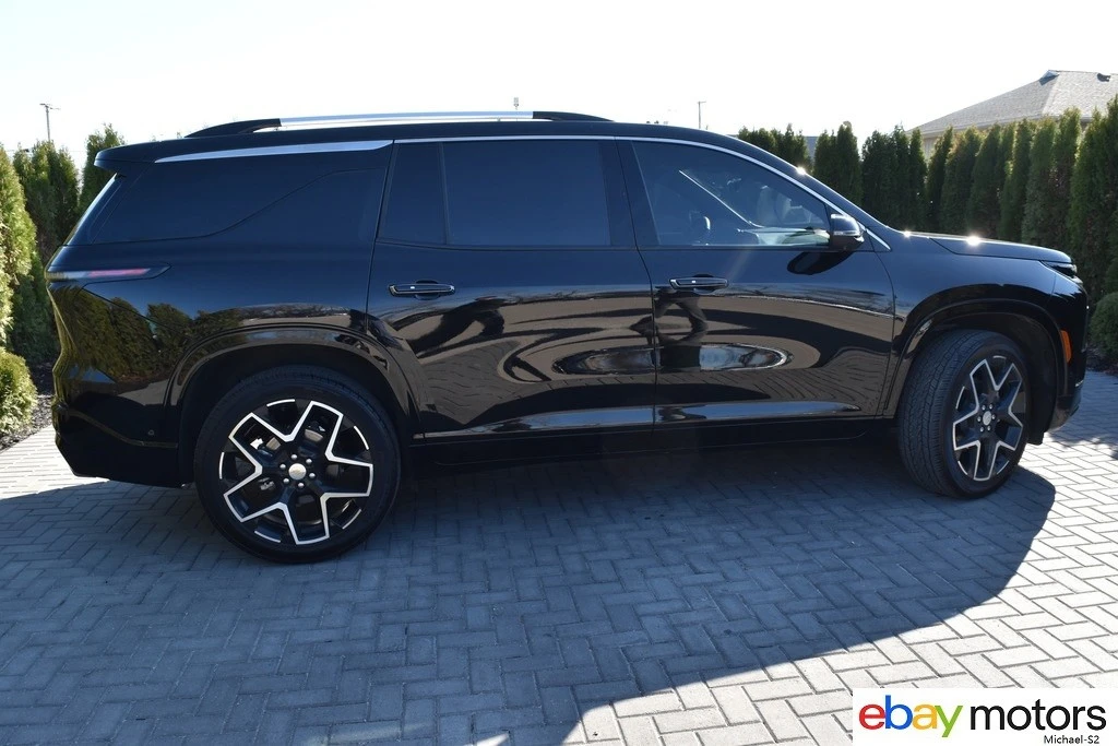 2026 Chevrolet Traverse - Image 4 of 21