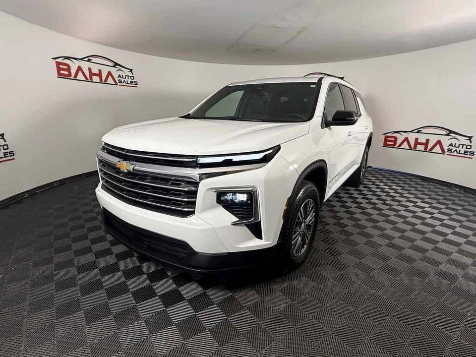 2026 Chevrolet Traverse - Image 23 of 31