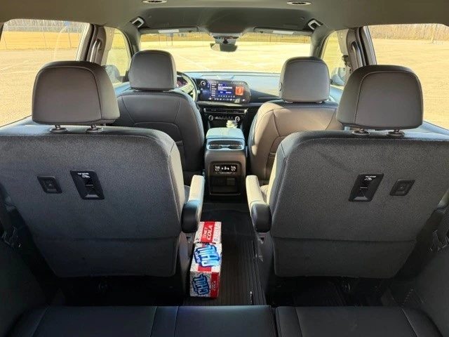2026 Chevrolet Traverse - Image 15 of 19