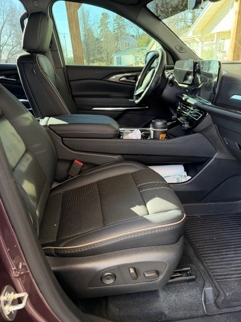 2026 Chevrolet Traverse - Image 10 of 19