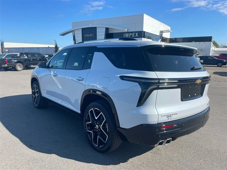 2026 Chevrolet Traverse - Image 3 of 12