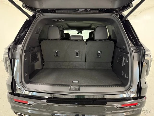 2026 Chevrolet Traverse - Image 8 of 21