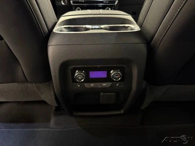 2026 Chevrolet Traverse - Image 18 of 21