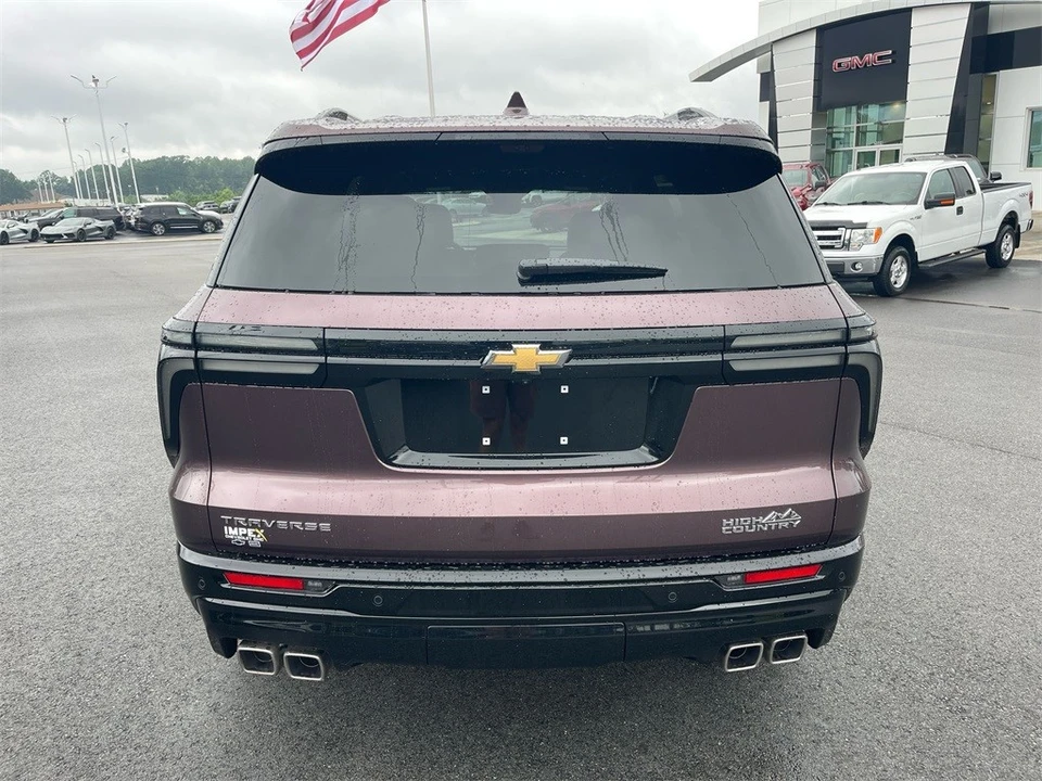 2026 Chevrolet Traverse - Image 4 of 12