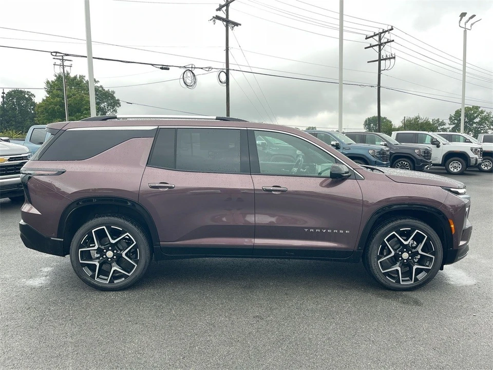 2026 Chevrolet Traverse - Image 6 of 12