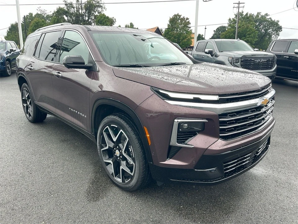 2026 Chevrolet Traverse - Image 7 of 12