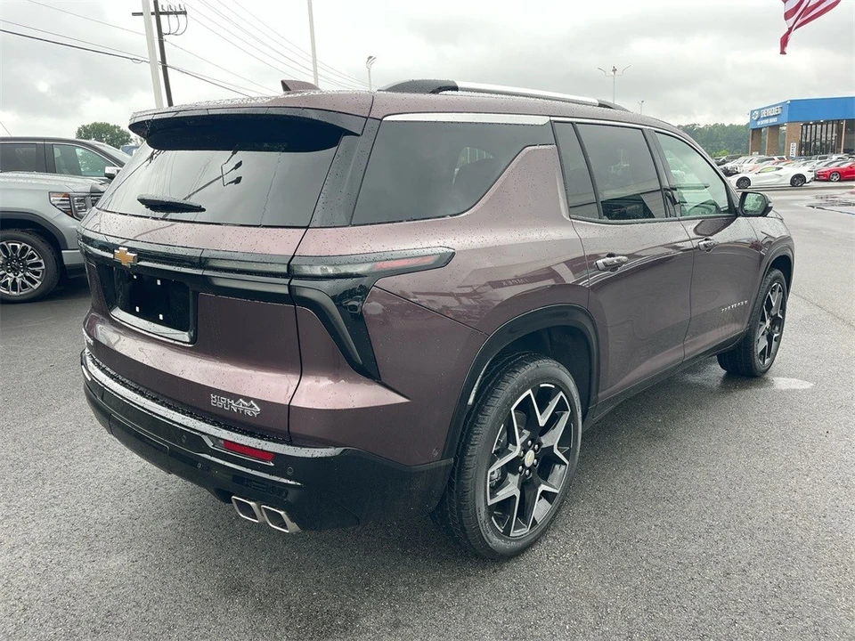 2026 Chevrolet Traverse - Image 5 of 12