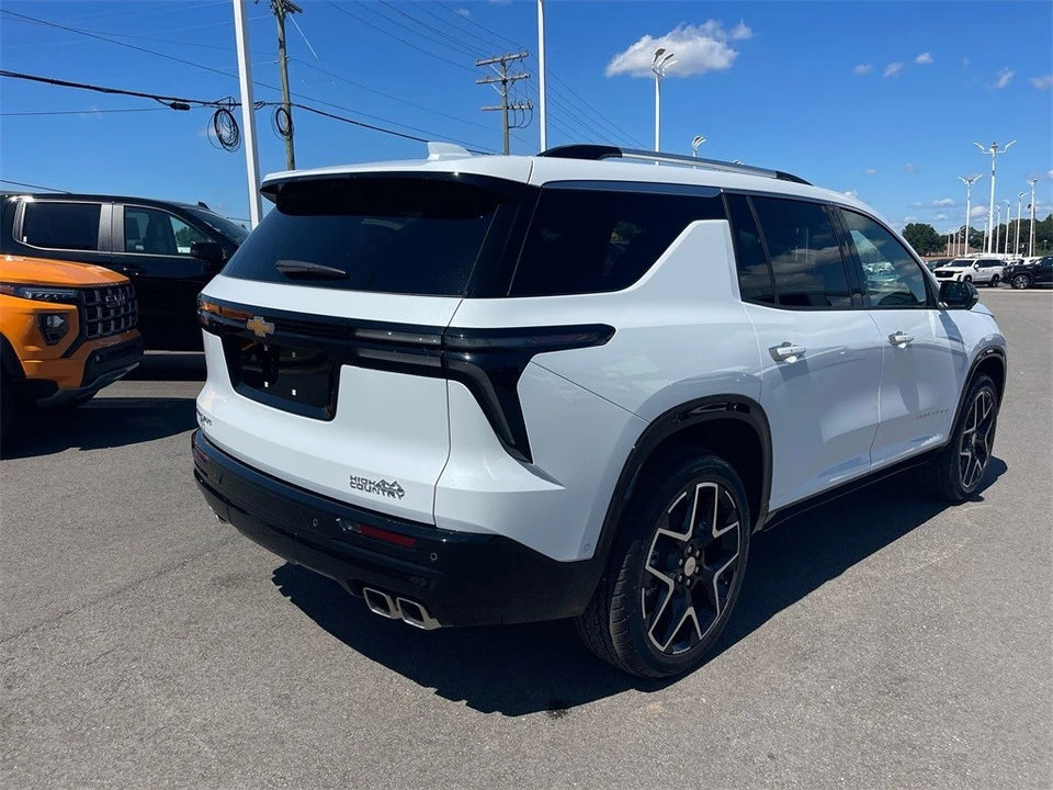 2026 Chevrolet Traverse - Image 5 of 12