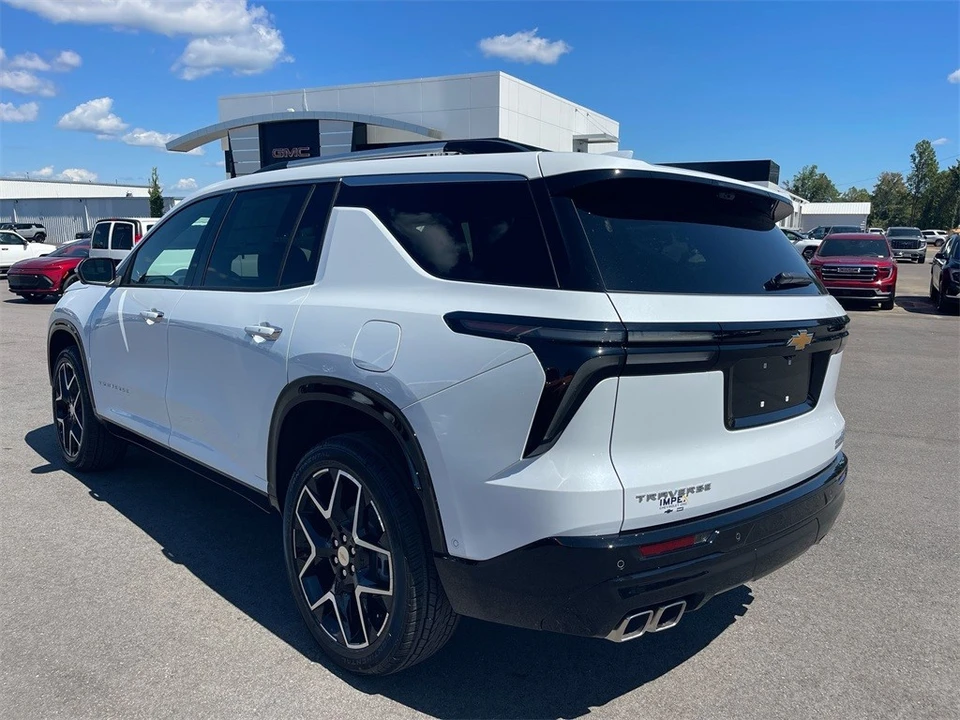 2026 Chevrolet Traverse - Image 3 of 12