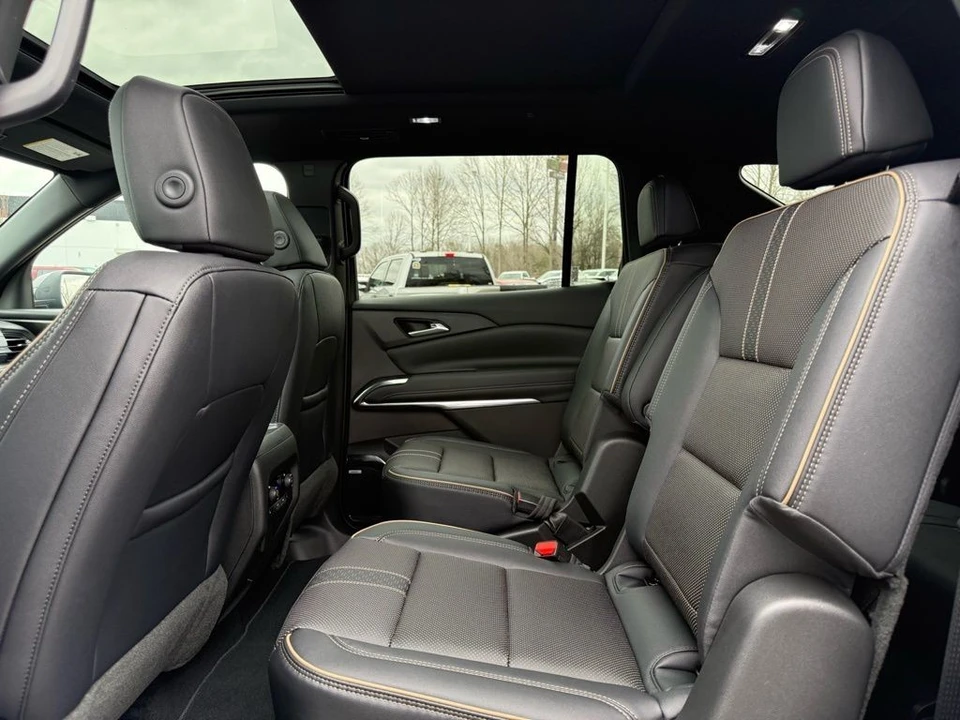 2026 Chevrolet Traverse - Image 12 of 12