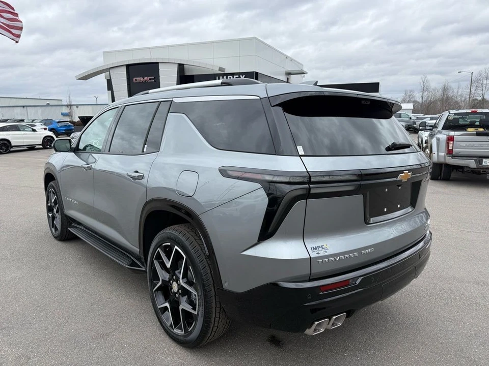 2026 Chevrolet Traverse - Image 2 of 12