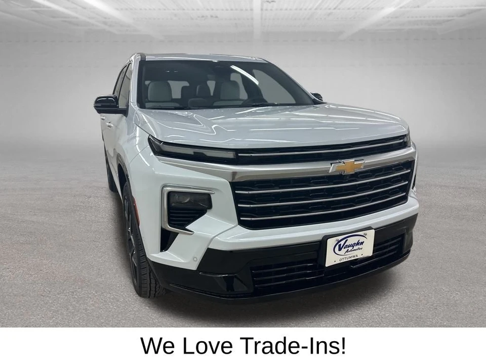2026 Chevrolet Traverse - Image 2 of 12