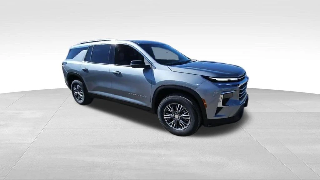 2026 Chevrolet Traverse - Image 2 of 21