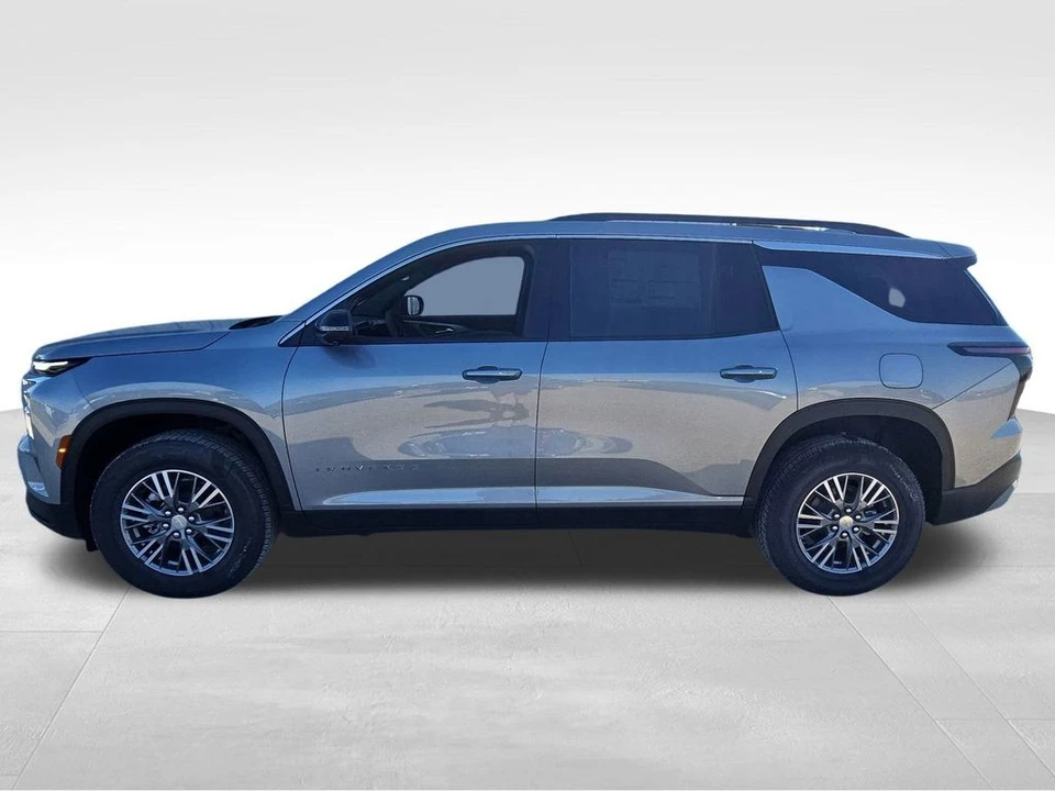 2026 Chevrolet Traverse - Image 16 of 21