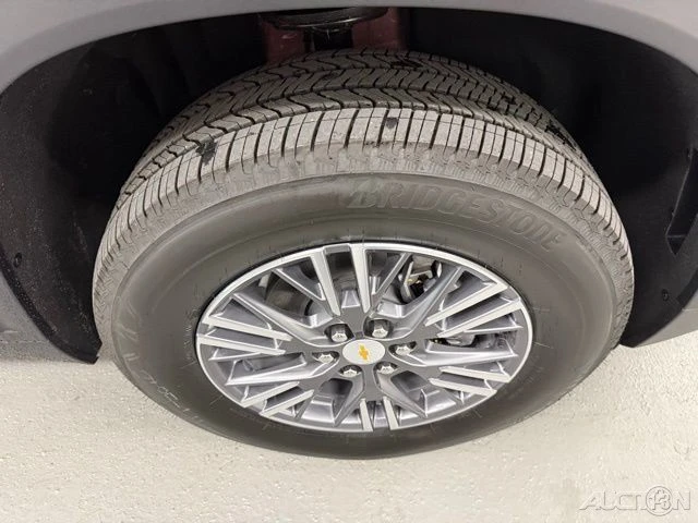 2026 Chevrolet Traverse - Image 4 of 12