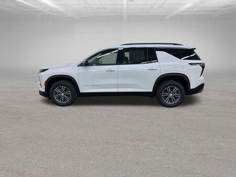 2026 Chevrolet Traverse - Image 6 of 12