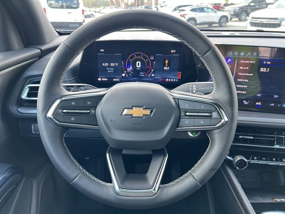 2026 Chevrolet Traverse - Image 15 of 21
