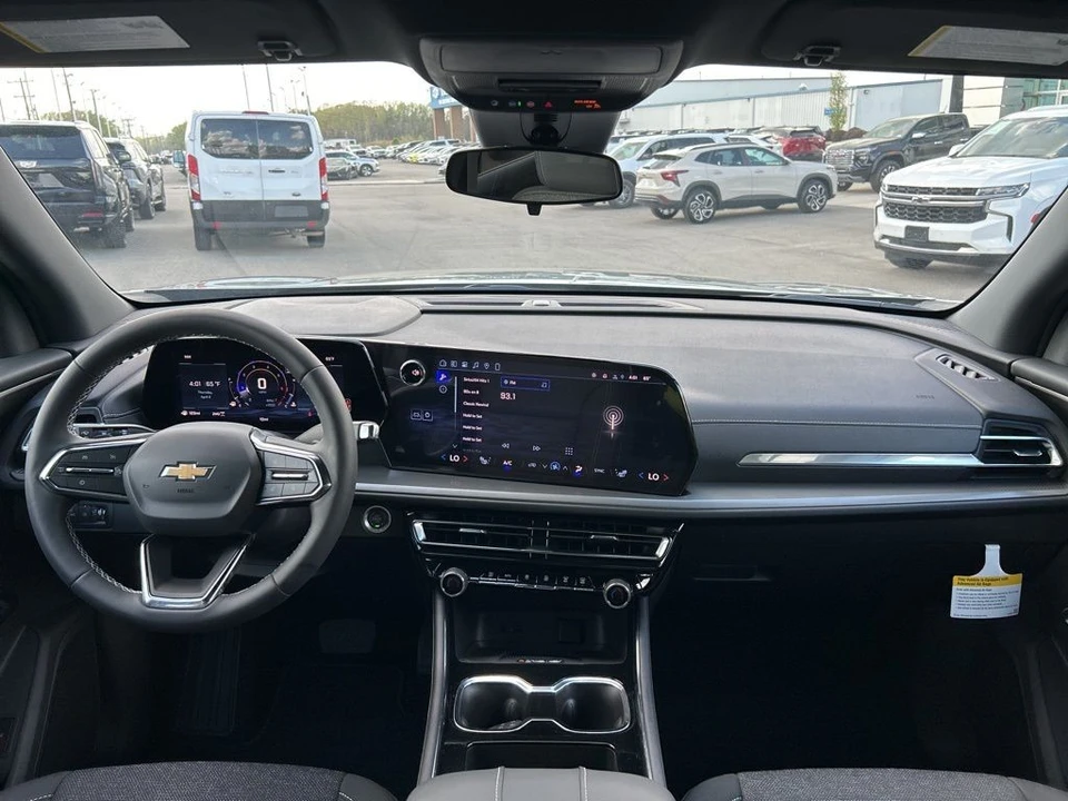 2026 Chevrolet Traverse - Image 14 of 21