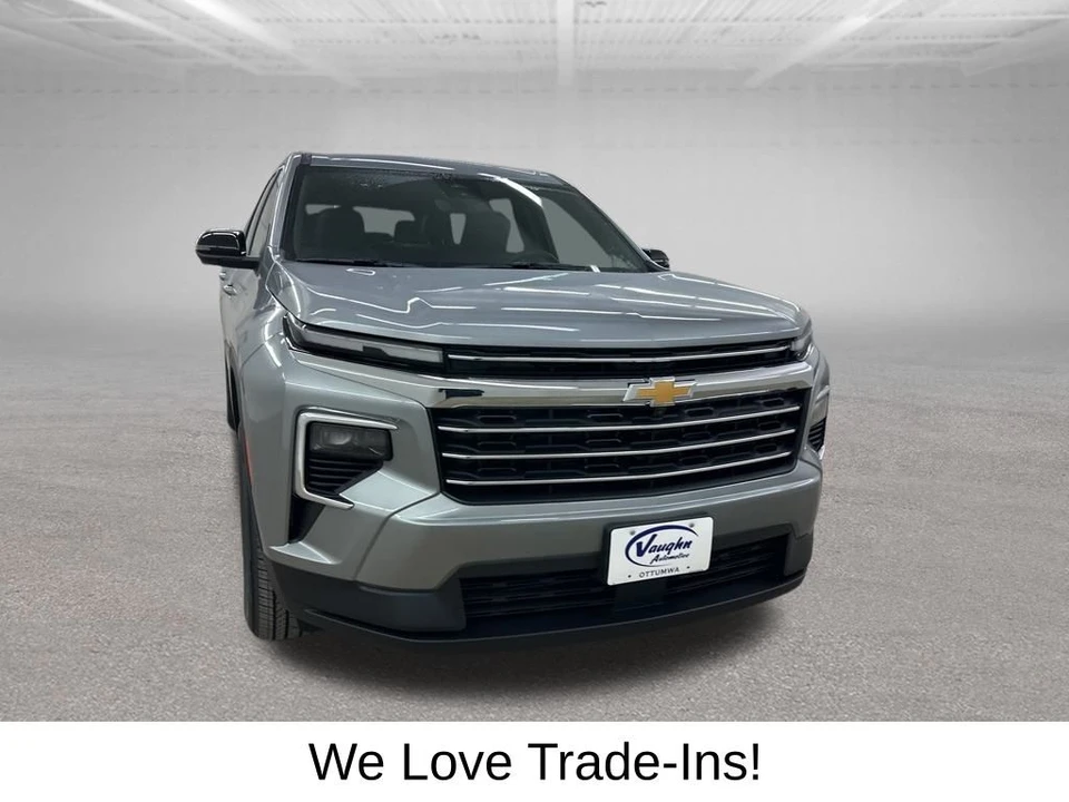 2026 Chevrolet Traverse - Image 2 of 12