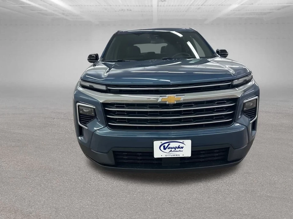 2026 Chevrolet Traverse - Image 2 of 12