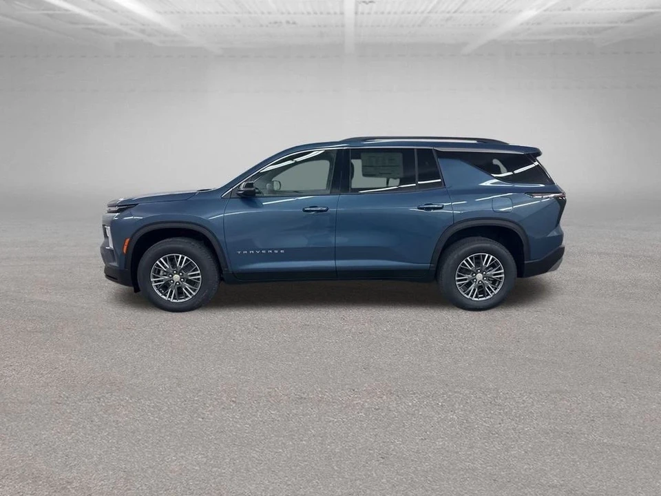 2026 Chevrolet Traverse - Image 5 of 12