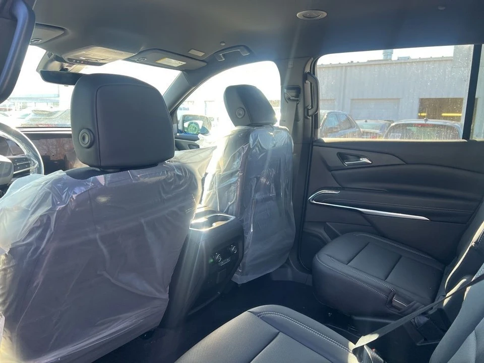 2026 Chevrolet Traverse - Image 7 of 11