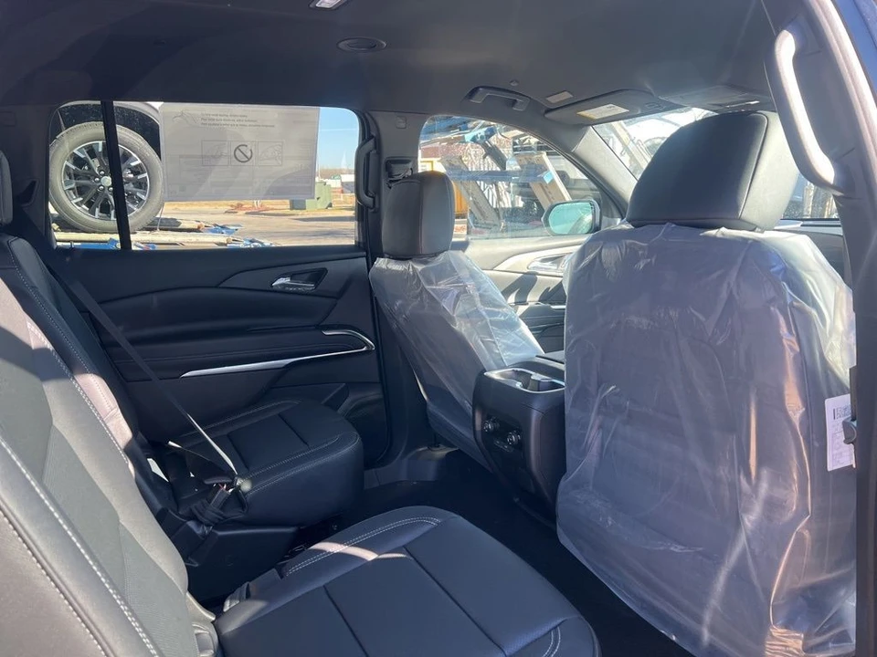 2026 Chevrolet Traverse - Image 8 of 11