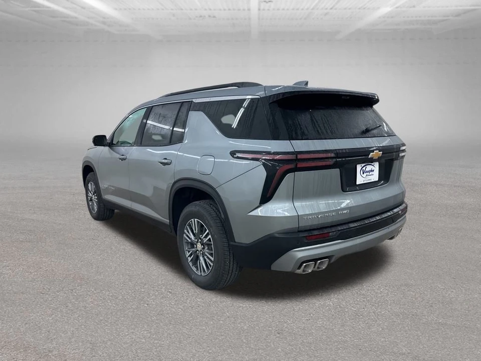 2026 Chevrolet Traverse - Image 7 of 12