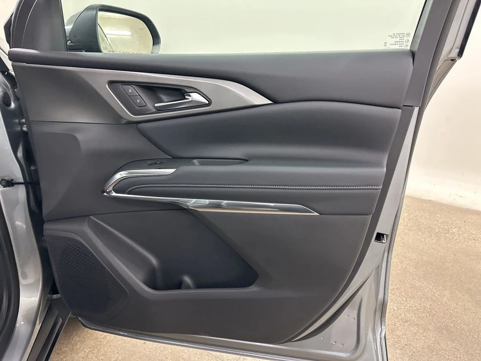 2026 Chevrolet Traverse - Image 12 of 12