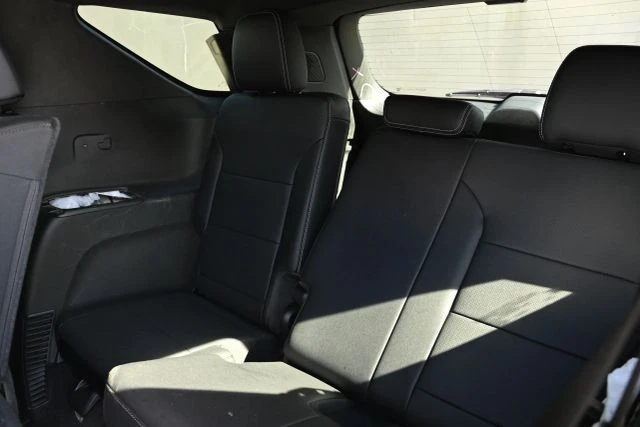 2026 Chevrolet Traverse - Image 20 of 21