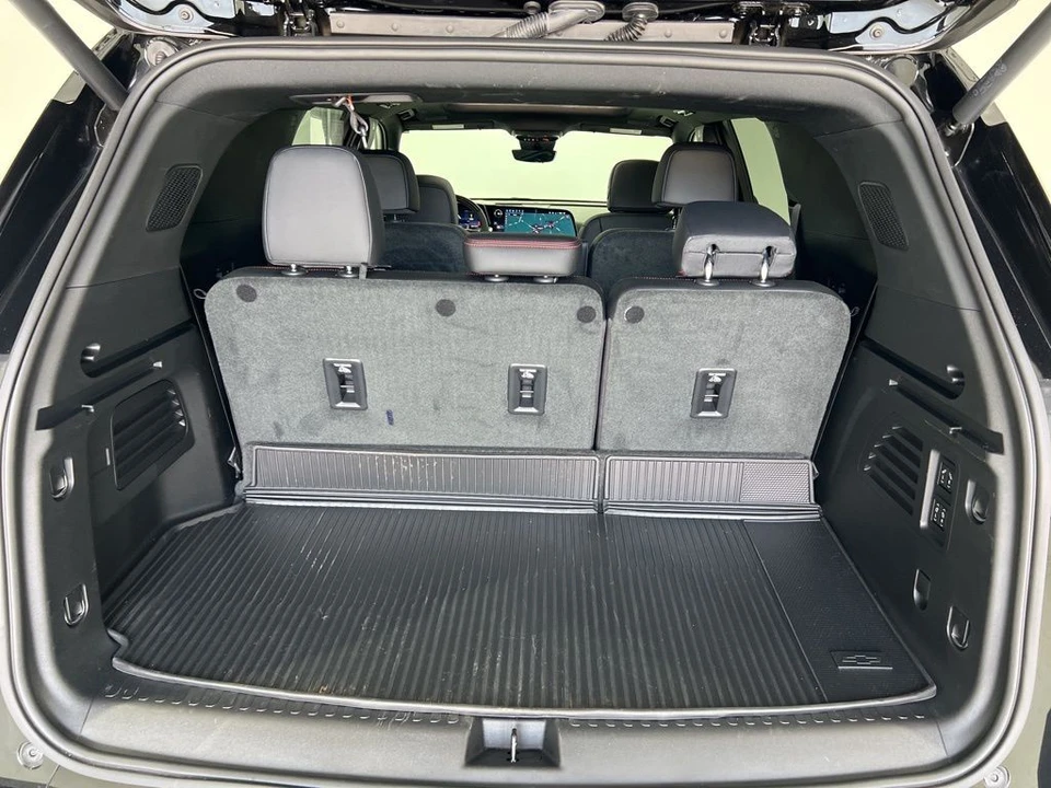 2026 Chevrolet Traverse - Image 25 of 31
