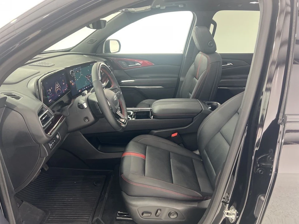 2026 Chevrolet Traverse - Image 19 of 31