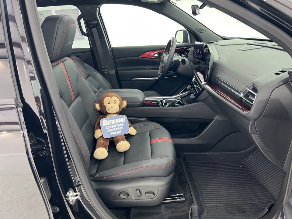 2026 Chevrolet Traverse - Image 27 of 31