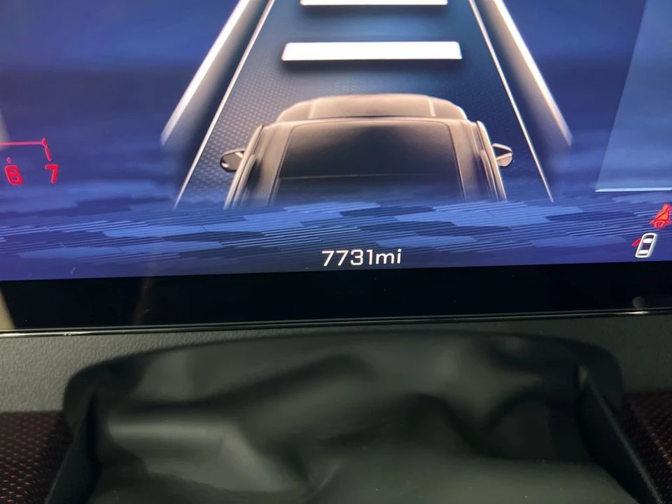 2026 Chevrolet Traverse - Image 11 of 31