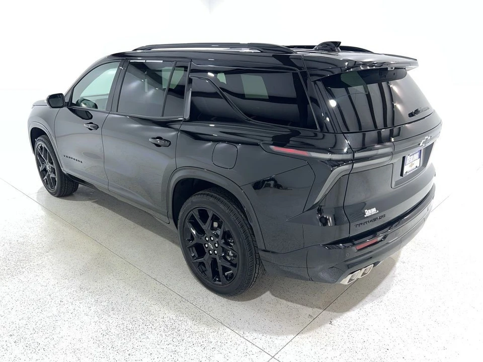 2026 Chevrolet Traverse - Image 2 of 31