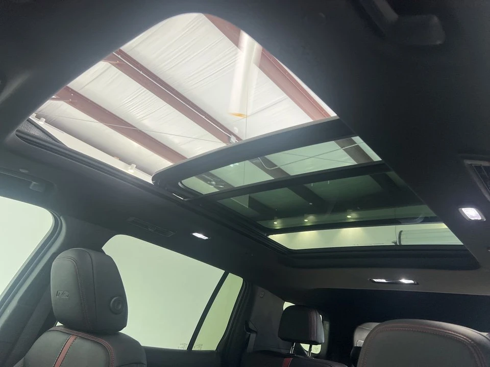 2026 Chevrolet Traverse - Image 18 of 31