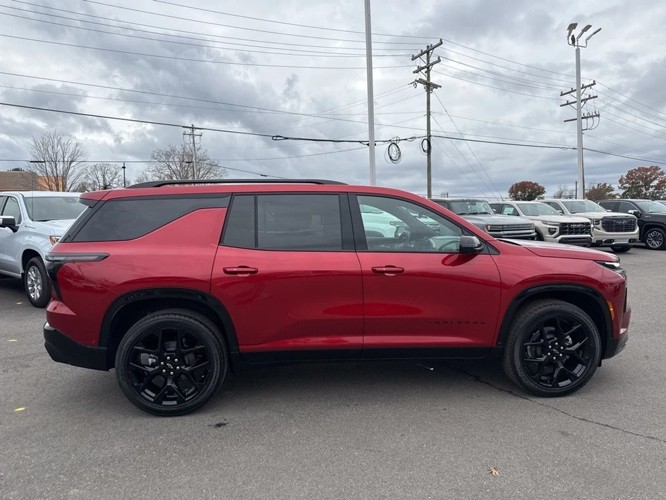 2026 Chevrolet Traverse - Image 6 of 12