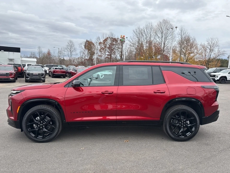 2026 Chevrolet Traverse - Image 2 of 12
