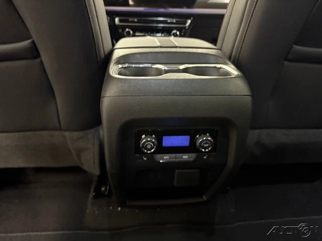 2026 Chevrolet Traverse - Image 18 of 21