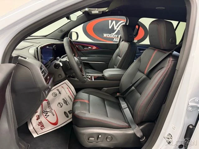 2026 Chevrolet Traverse - Image 12 of 21