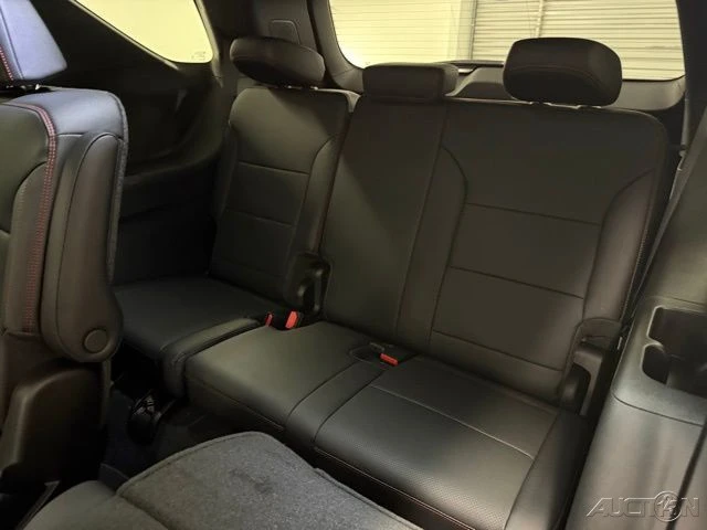 2026 Chevrolet Traverse - Image 17 of 21