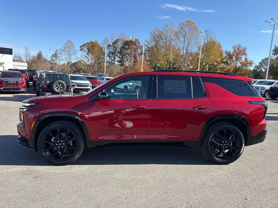 2026 Chevrolet Traverse - Image 2 of 12